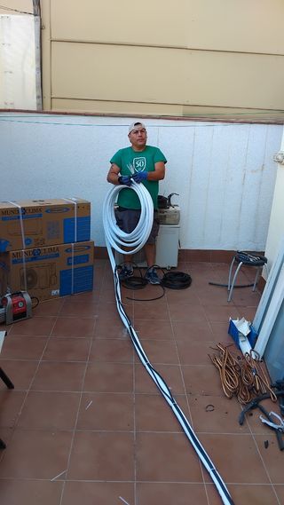 Servios tec express  urg calderas. aa/cc fontaneri