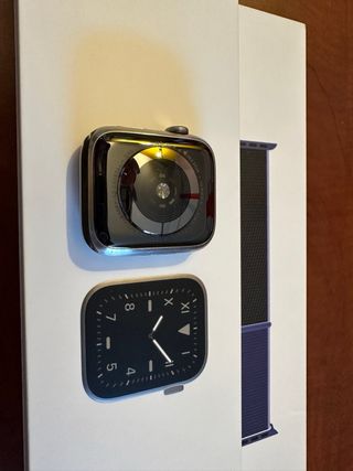 Apple Watch Series 5 Titanium Edition LTE GPS