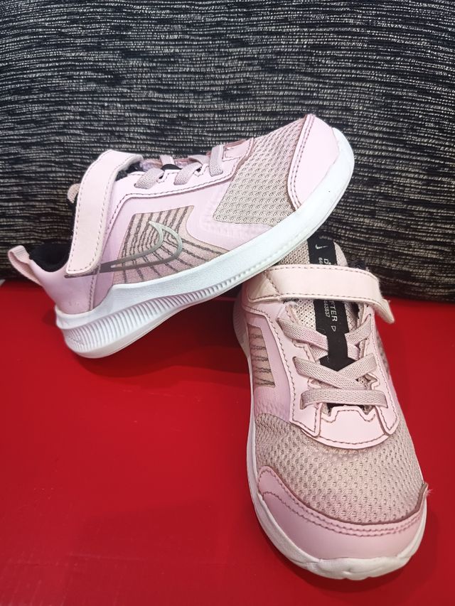 Zapatillas Nike 27 niña rosa velcro