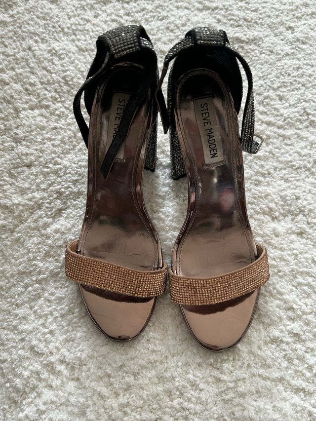 Summer Vestidoo blanco y sandalias