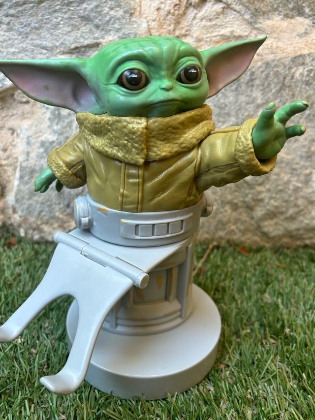 Baby yoda , star wars