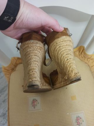 Sandalias plataforma flor (38)