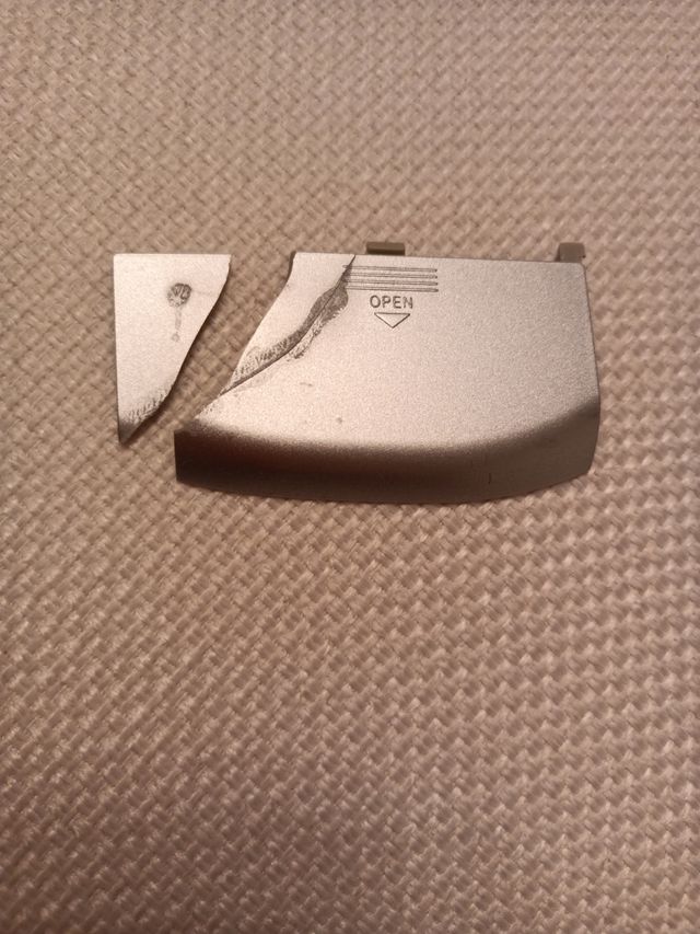 Hitachi Lettore CD portatile