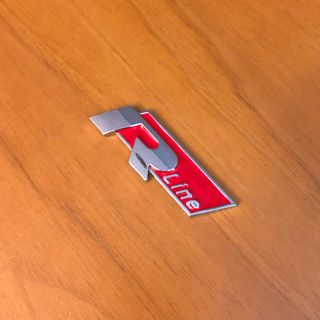 Stemma logo R Line Volkswagen rosso 76x24mm