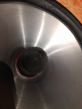 Altavoces JBL para coche.