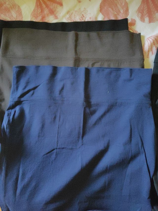 3 faldas y 1 pantalón - talla 38 - nuevos