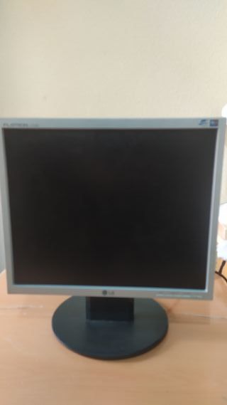 Monitor LG Flatron L1750S-SN/ 17.5″ VGA 