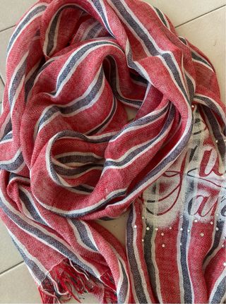 Sciarpa Guess in misto lino