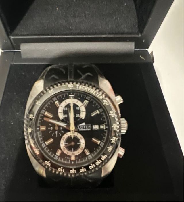 Relojes LOTUS