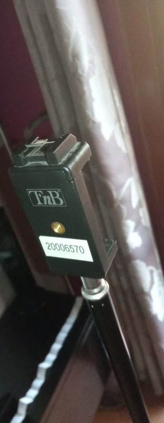 Trípode  telescopico con soporte Tnb 20006570