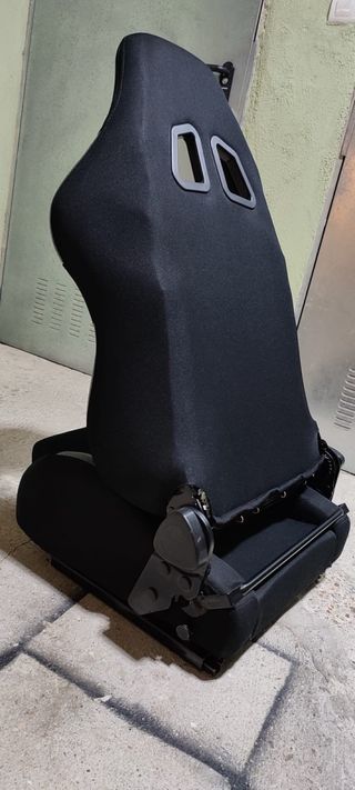 Asientos tipo Recaro