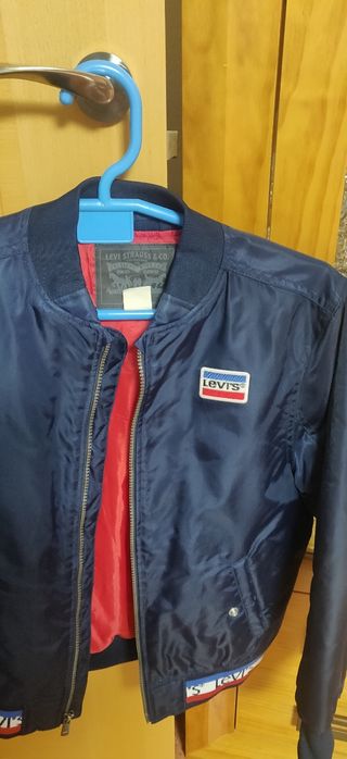 Chaqueta levis