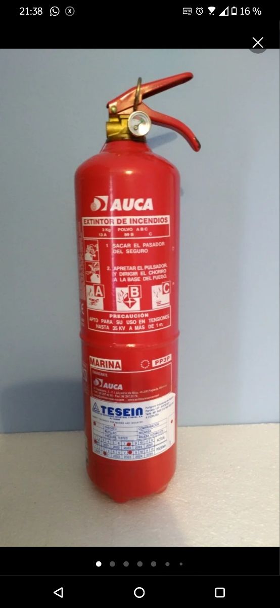 Extintor Auca, 3 kg, de polvo, sin revisar 2021