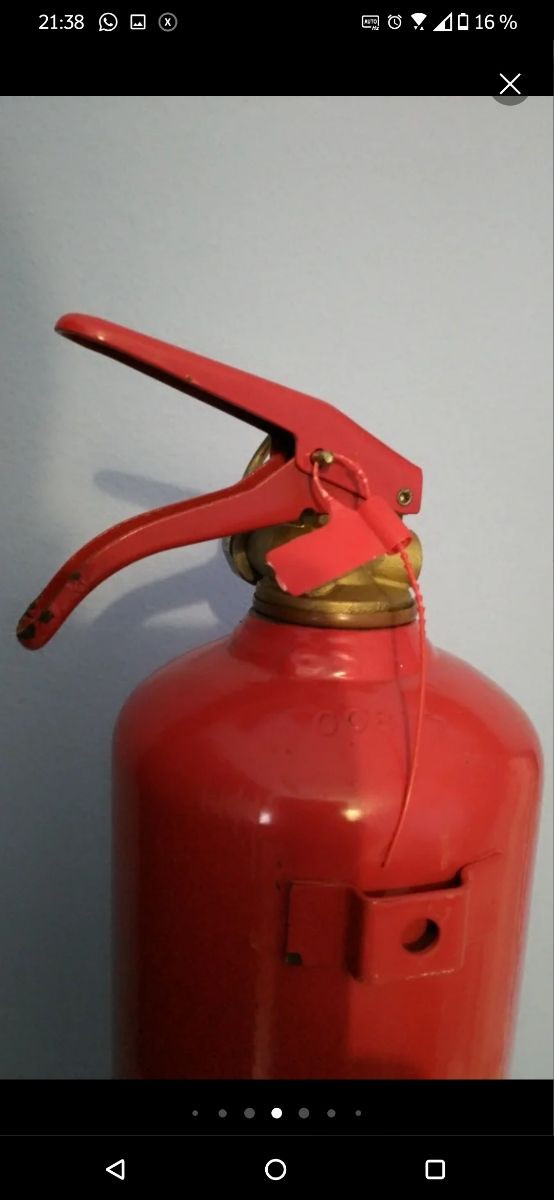 Extintor Auca, 3 kg, de polvo, sin revisar 2021