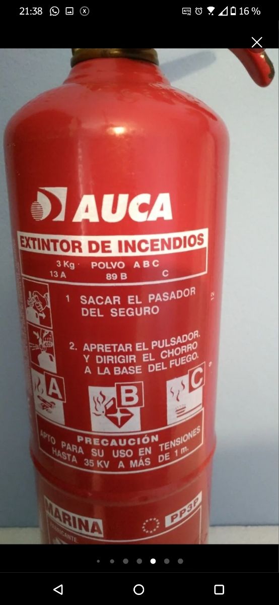 Extintor Auca, 3 kg, de polvo, sin revisar 2021