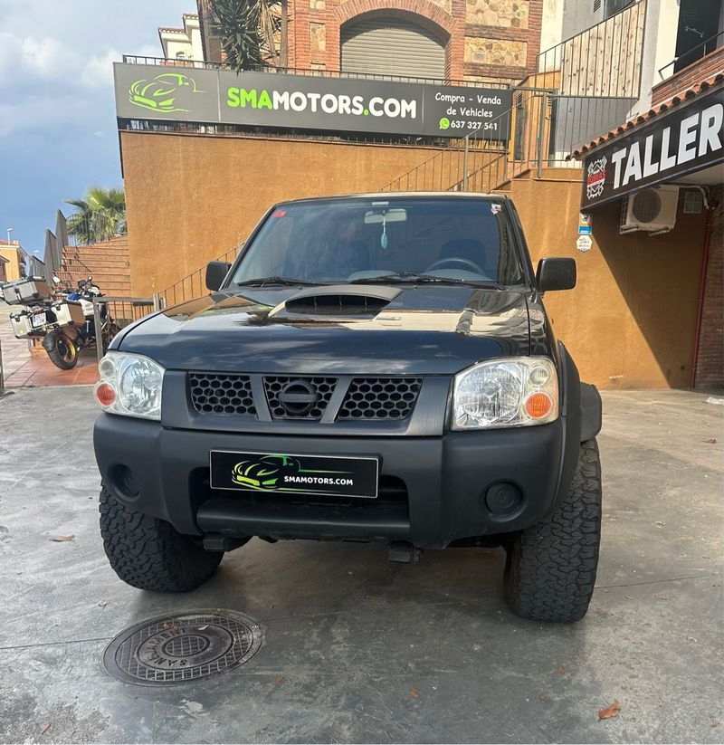 Nissan Navara 2004 - foto 1
