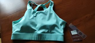 Born top sportivo da donna