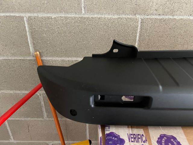 Paraurti posteriore per Opel Vivaro 2016