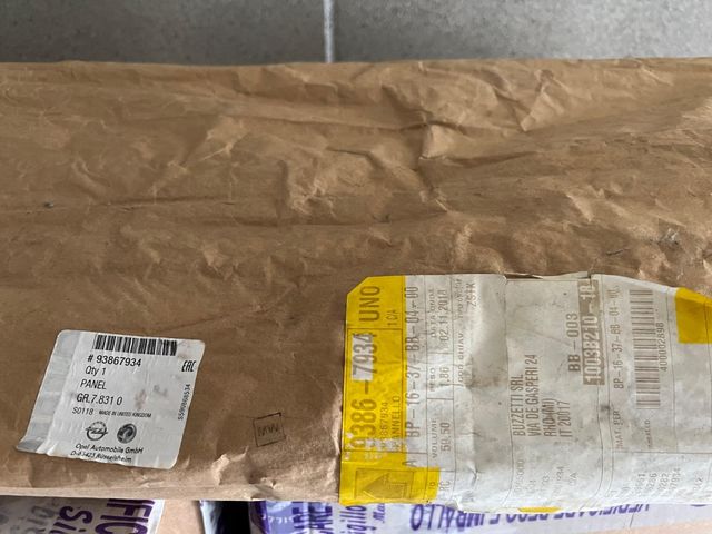 Paraurti posteriore per Opel Vivaro 2016