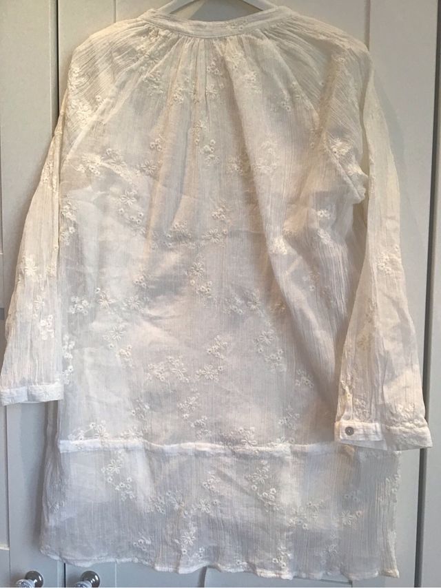 Blusa bordada Massimo Dutti