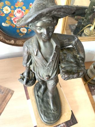 Statua del  XX secolo
