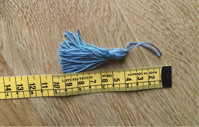 Set di 9 nappine piu’ 5 metri di nastro in raso