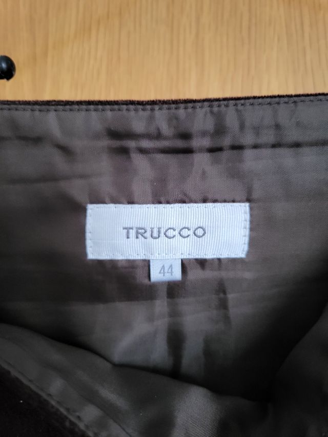 Falda de terciopelo talle alto