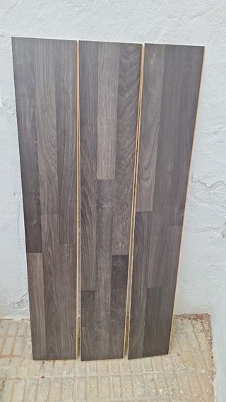 Suelo laminado Pergo.