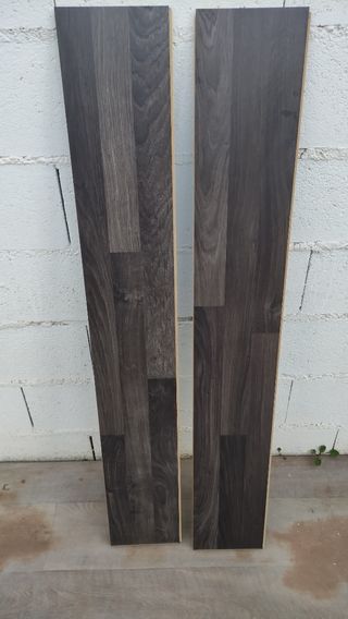 Suelo laminado Pergo.