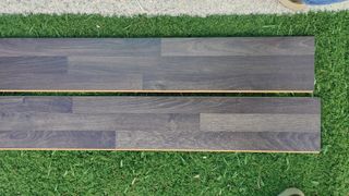Suelo laminado Pergo.