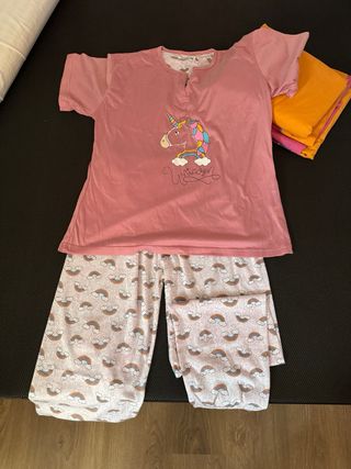 Pijama unicornios