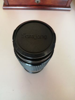 Objetivo SAMYANG 70-21 F4.0-