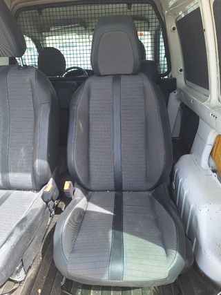 Conjunto asientos Peugeot 208