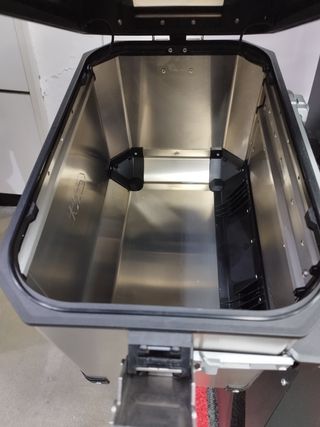 MALETA LATERAL TREKKER 48lts