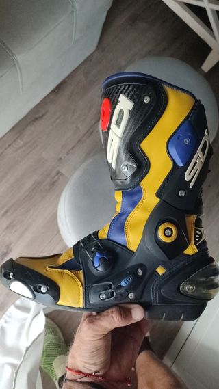 Traje,guantes dainese y botas Sidi 