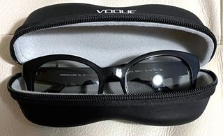 Occhiali da Sole Vogue VO 2992S W44-11 Nero