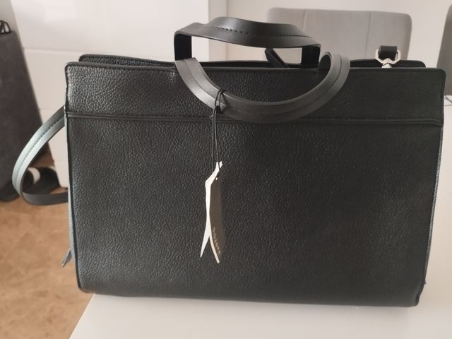 Bolso negro nuevo para ordenador