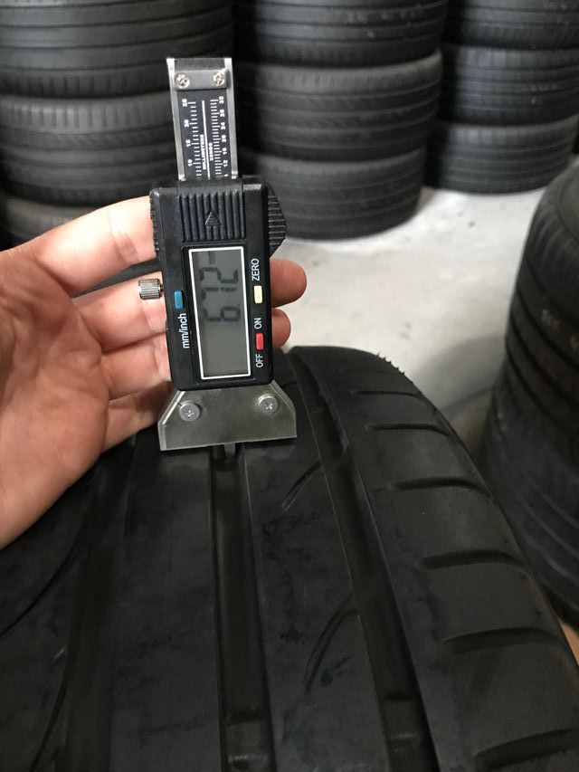 215/40 R17 87W Bridgestone