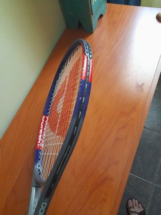 Raqueta tenis con funda
