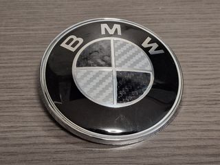 BMW EMBLEMA CAPOT O MALETERO EN CARBONO