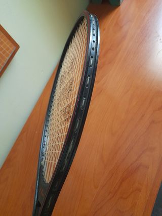 Raqueta tenis con funda