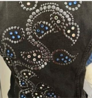Bellissimo gilet in denim con cristalli nota marca