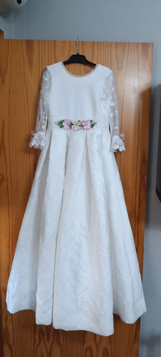 Traje comuñon confeccionado," imitación"