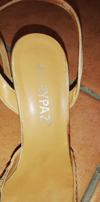 Zapato de tacon fiesta