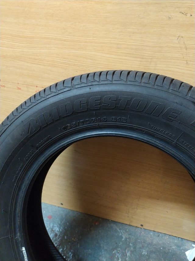 Neumáticos 165/70 R-14 Bridgestone