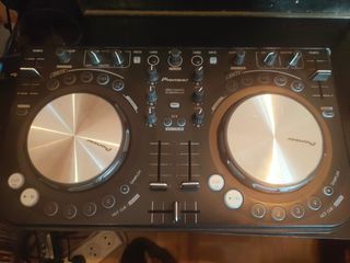Controladora Pioneer DDJ WeGO