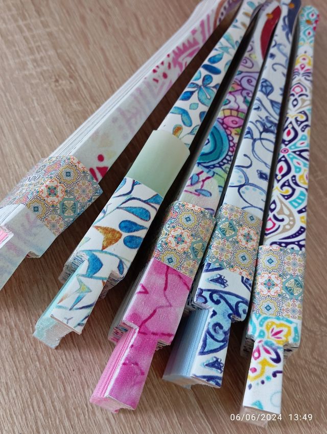 Abanicos protección mano de Fátima colores