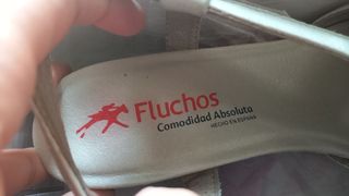 Sandalia de señora en piel