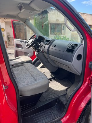 Volkswagen Transporter T5 2004