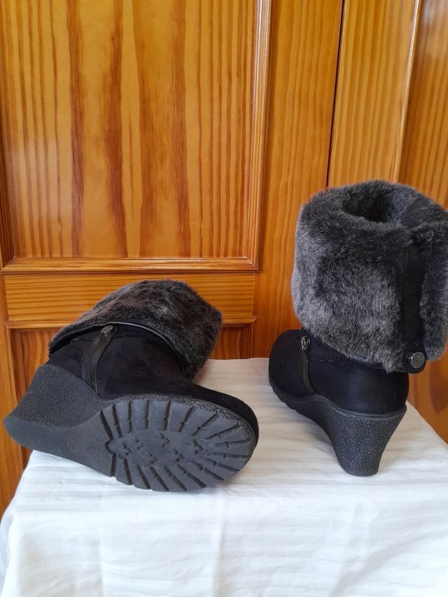 Stivaletti in pelle scamosciata n³ 40